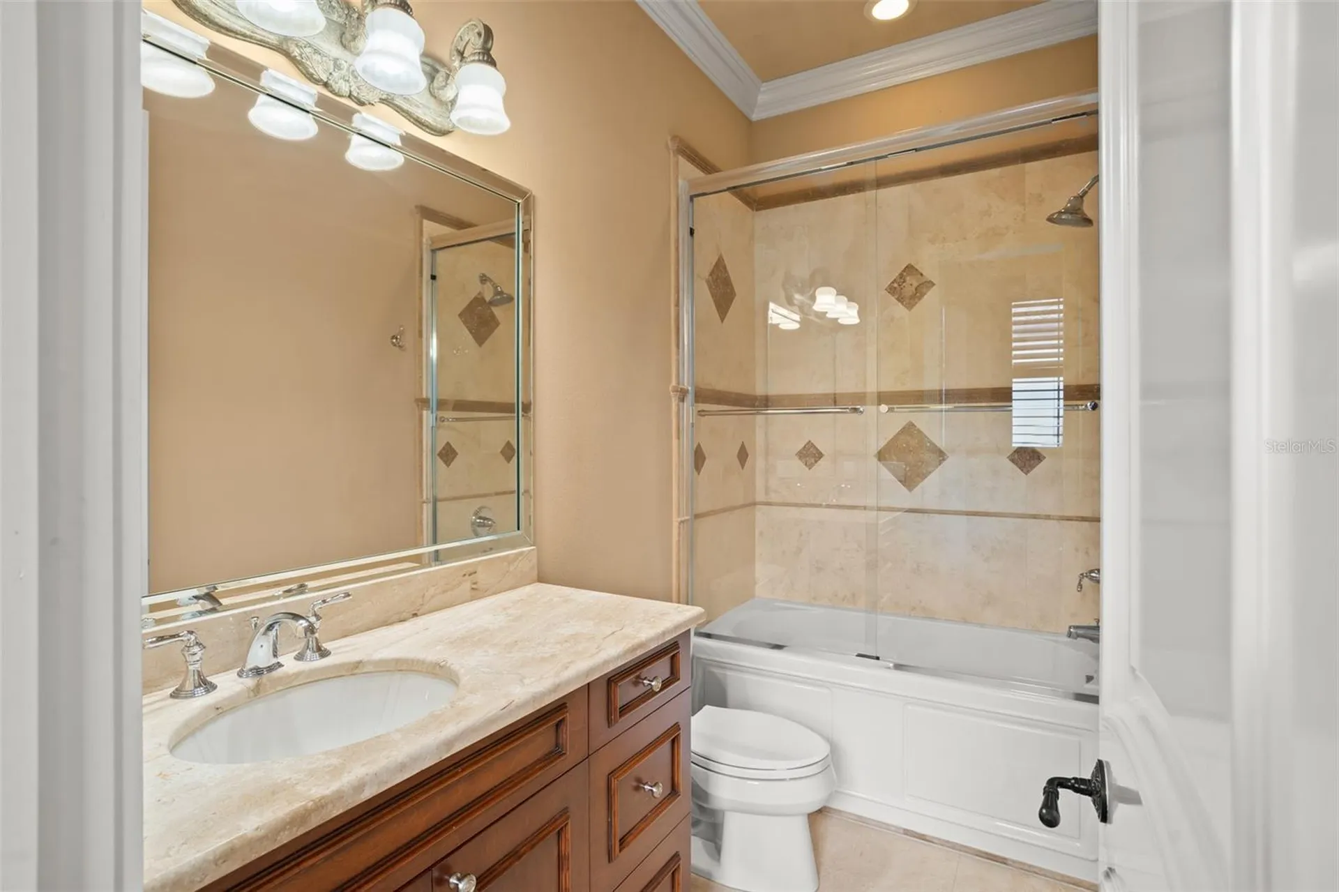 5745 Emerington Crescent Orlando FL 32819
