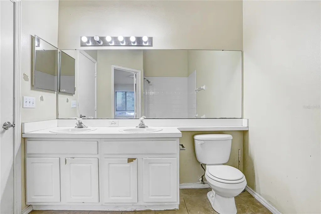 2339 Lake Woodberry Circle Brandon FL 33510