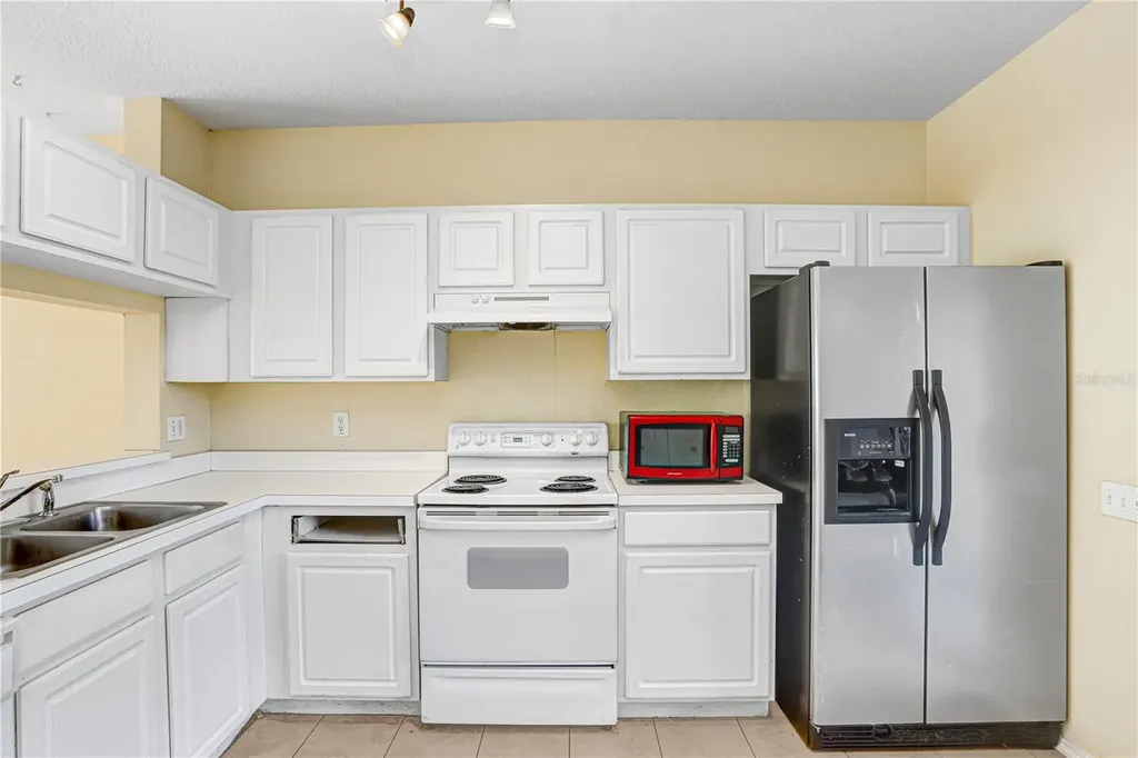 2339 Lake Woodberry Circle Brandon FL 33510
