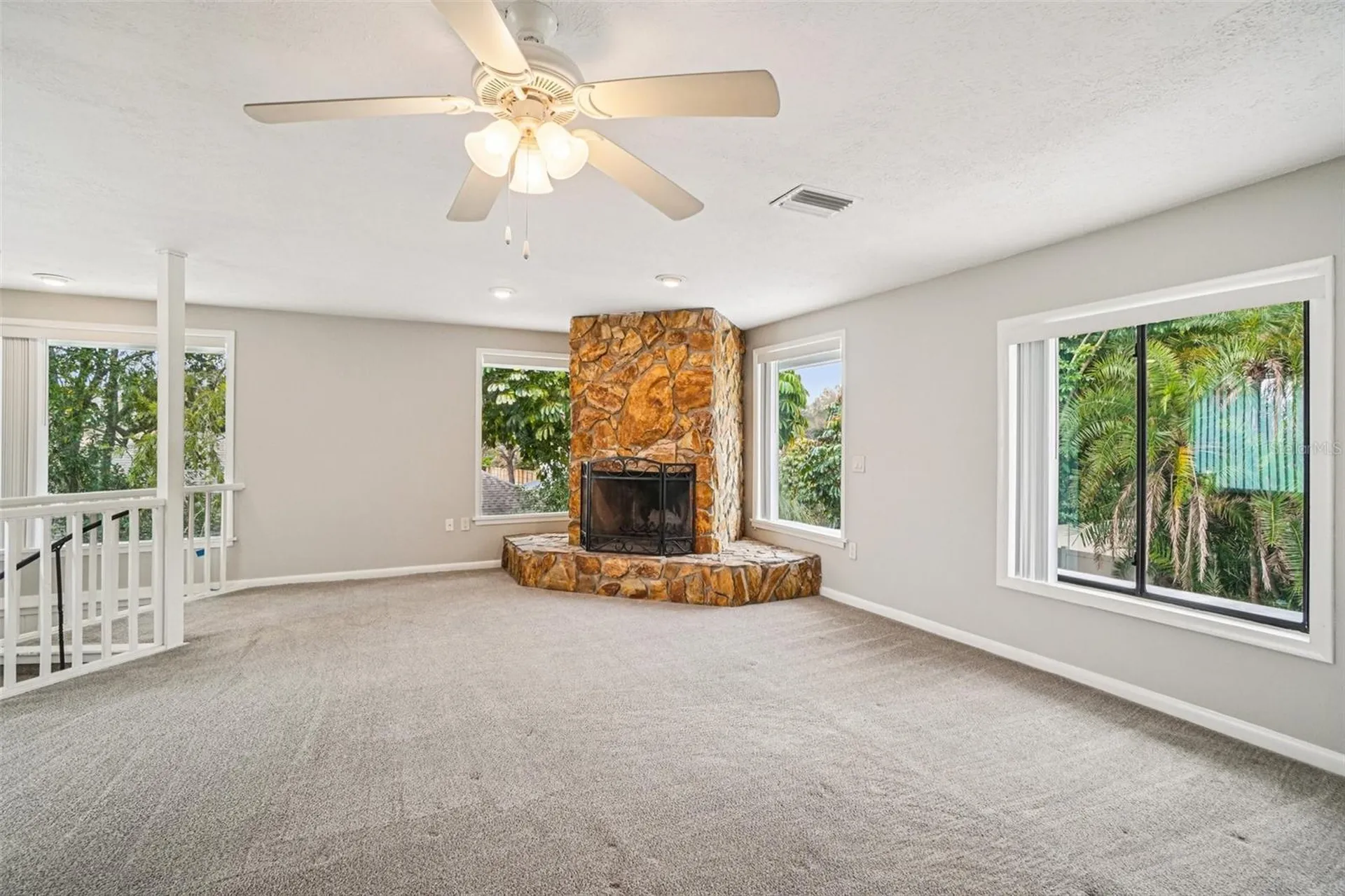 4218 Water Oaks Lane Tampa FL 33618