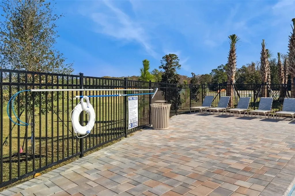 1076 Morfontaine Street Daytona Beach FL 32124
