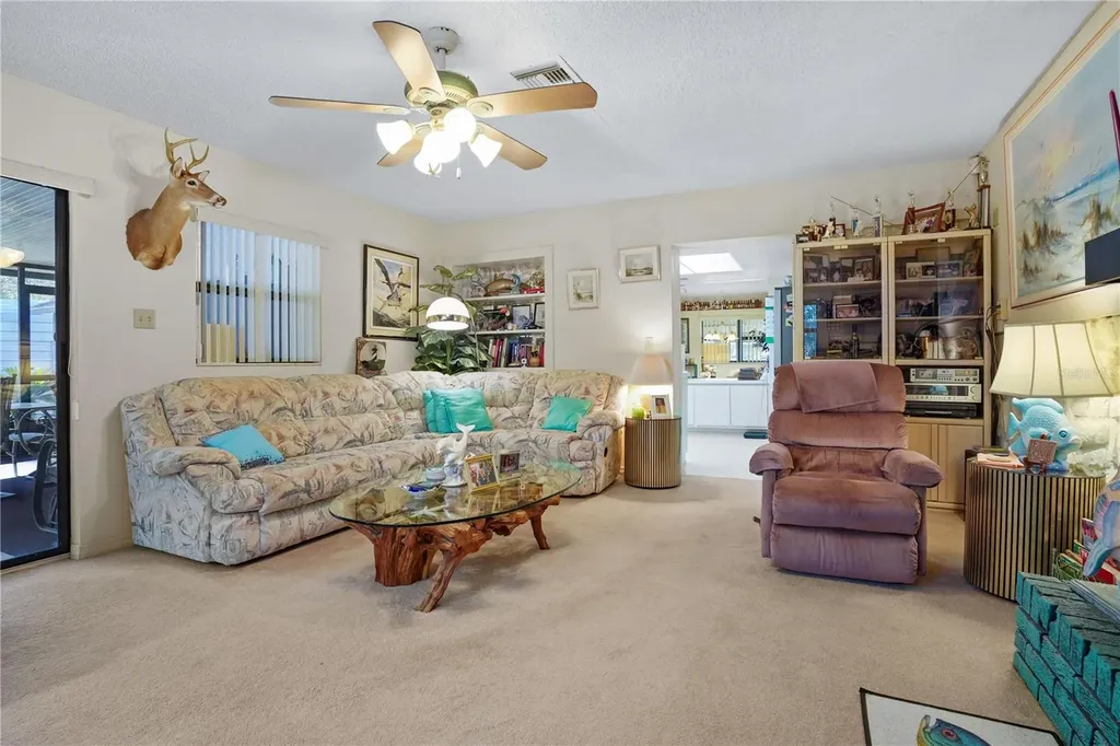 10745 SE 188th Court Ocklawaha FL 32179