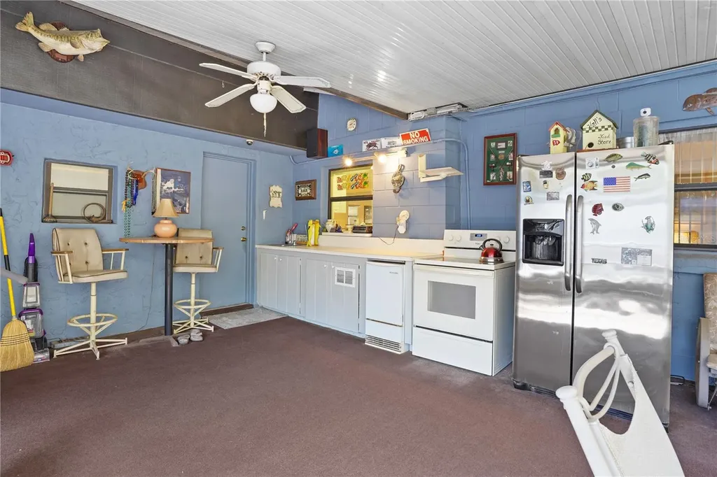 10745 SE 188th Court Ocklawaha FL 32179