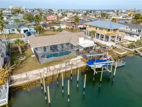 13804 Plumosa Avenue Hudson FL 34667