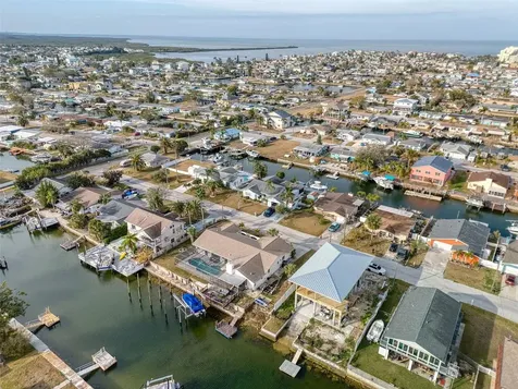 13804 Plumosa Avenue Hudson FL 34667