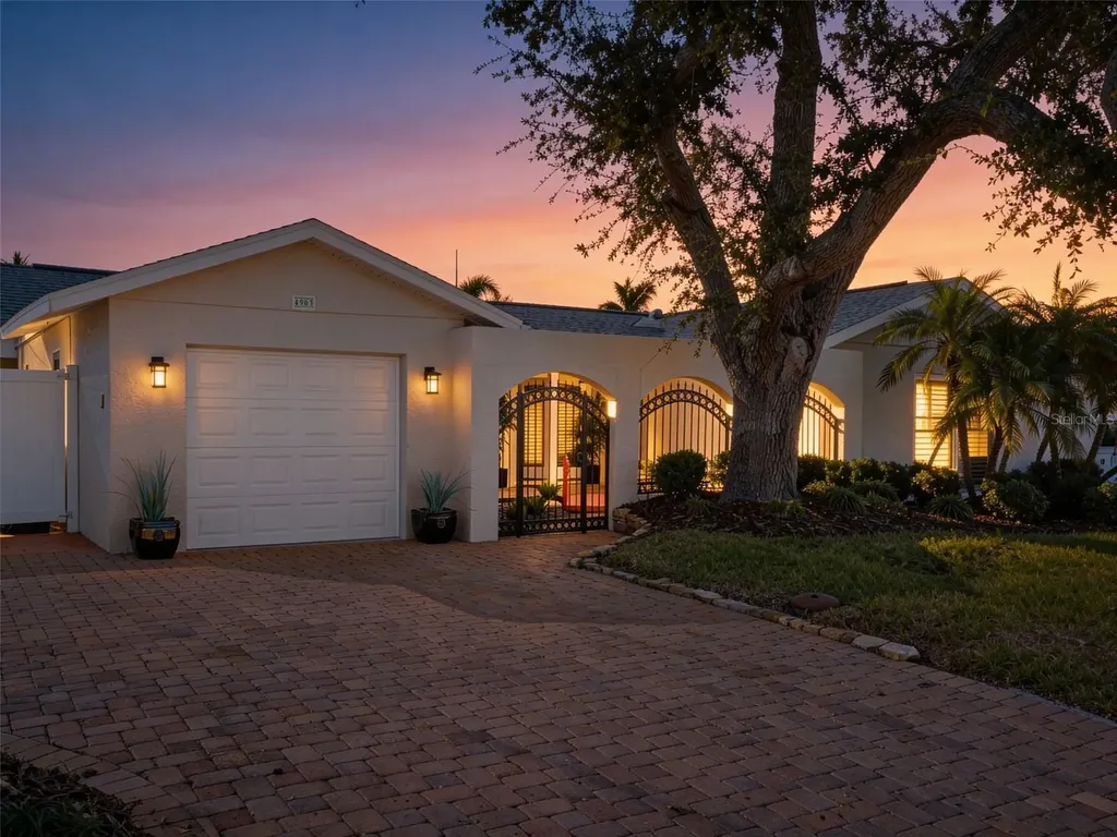 4903 Commonwealth Road Palmetto FL 34221