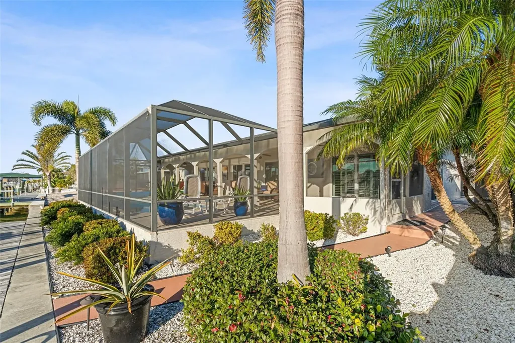 4903 Commonwealth Road Palmetto FL 34221