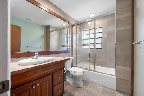 869 Seminole Boulevard Tarpon Springs FL 34689