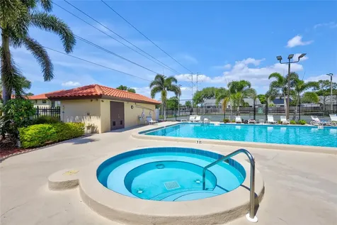 110 Hammock Pine Boulevard Clearwater FL 33761