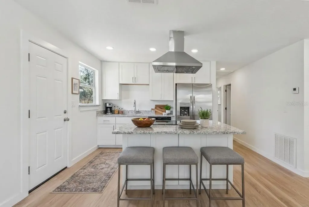2204 Suanee Avenue Eustis FL 32726