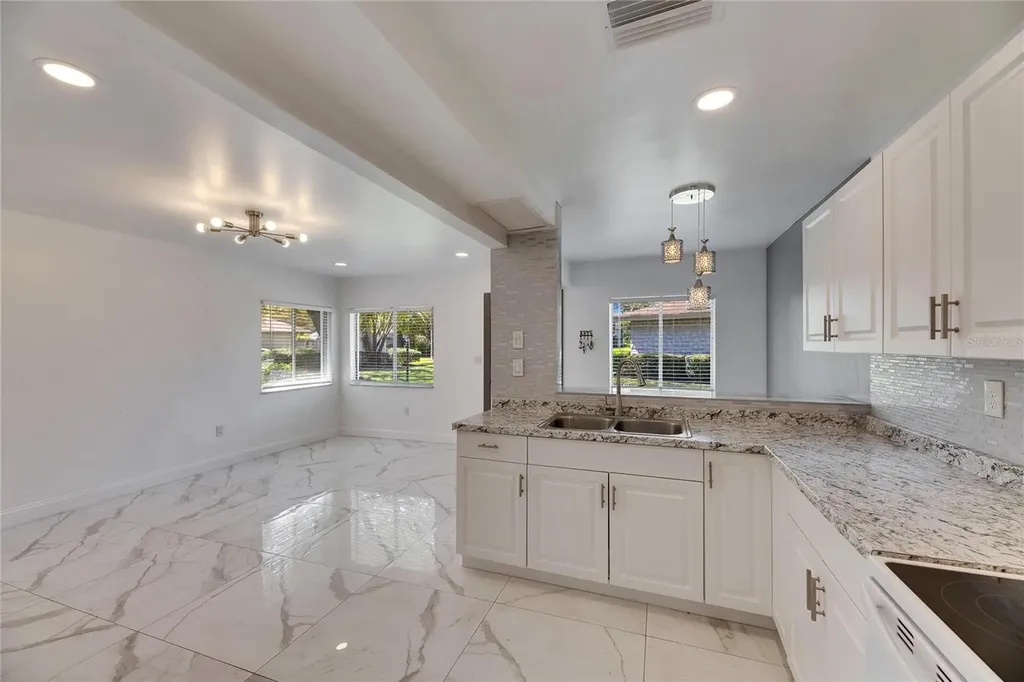 1828 Bough Avenue Clearwater FL 33760