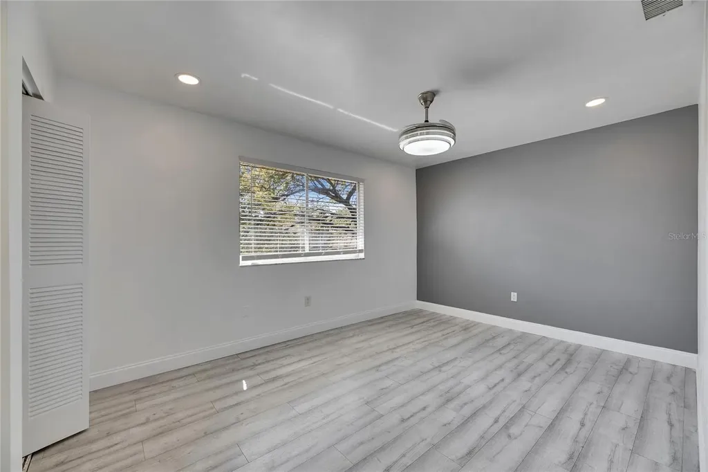 1828 Bough Avenue Clearwater FL 33760