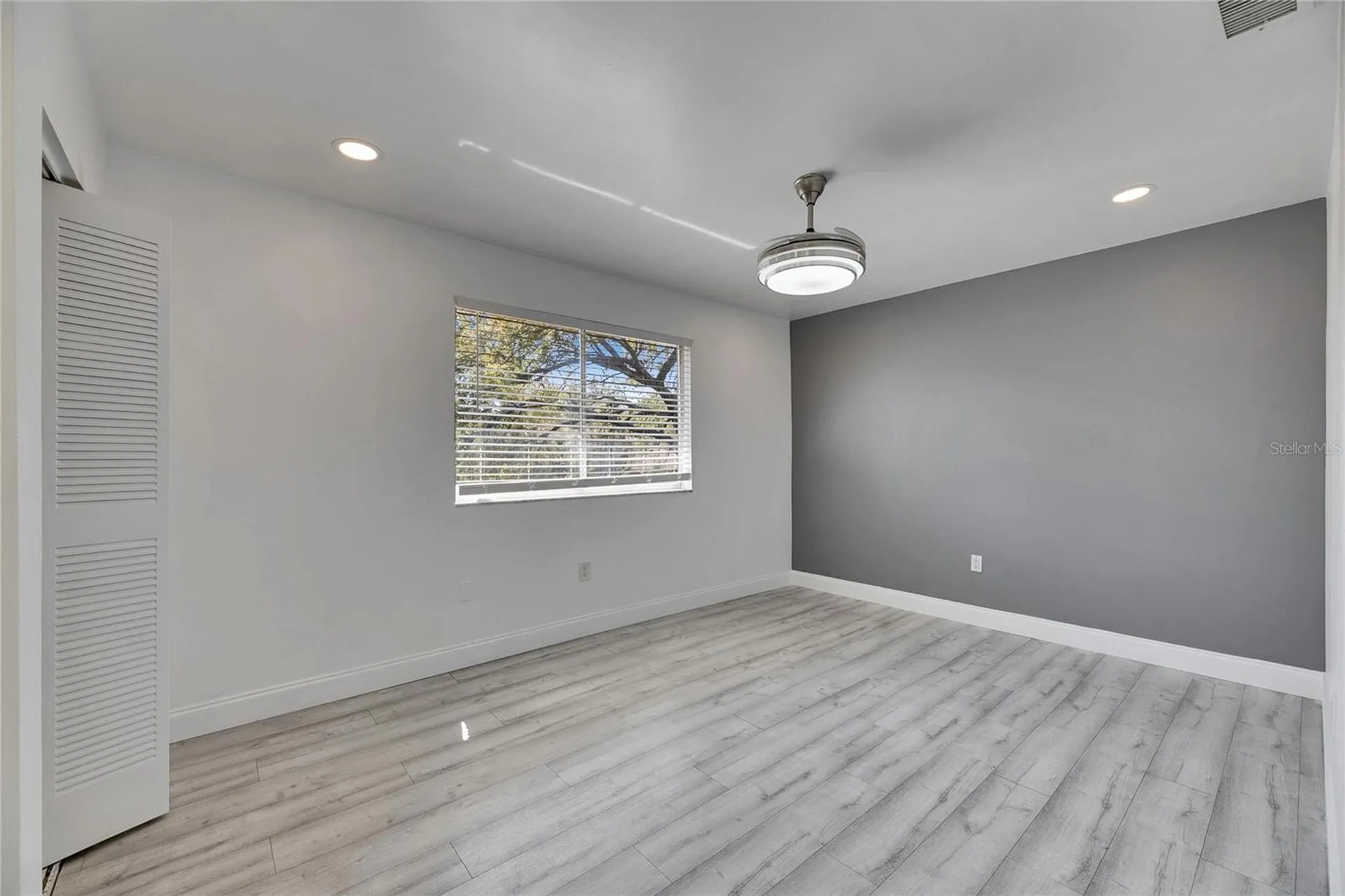 1828 Bough Avenue Clearwater FL 33760