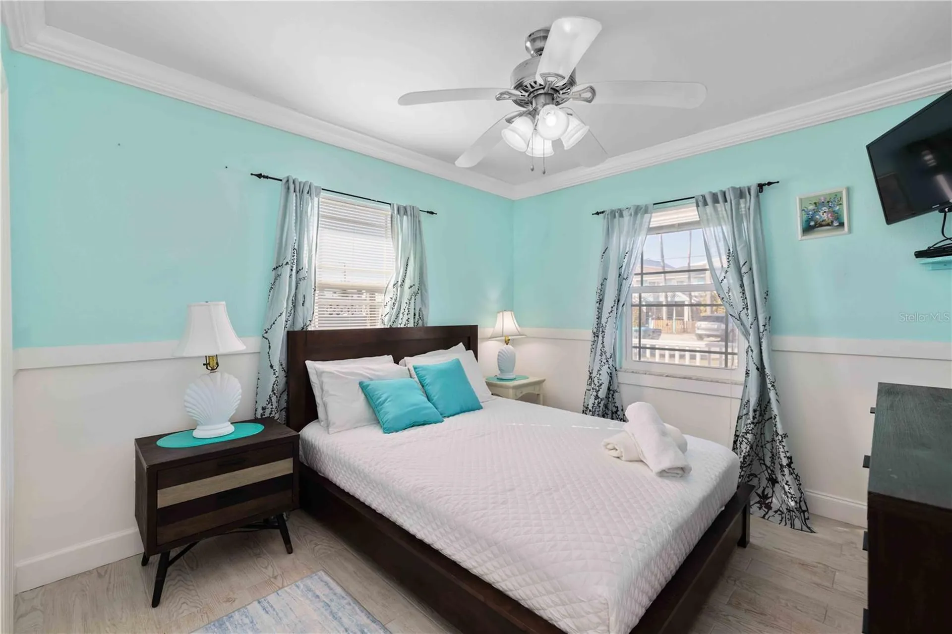 111 9th Street N Bradenton Beach FL 34217