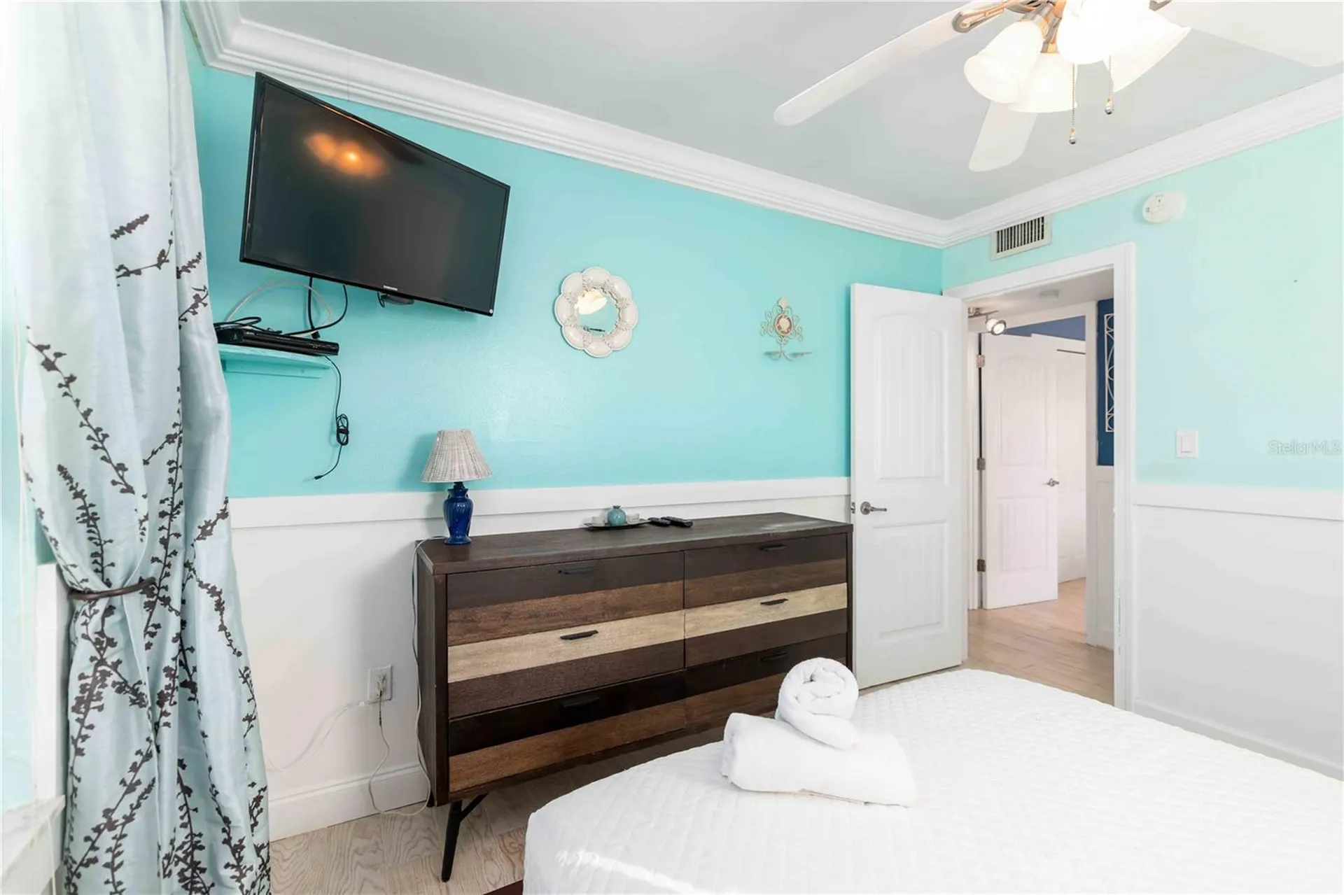 111 9th Street N Bradenton Beach FL 34217
