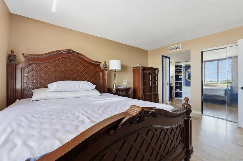 2901 26th Street W Bradenton FL 34205