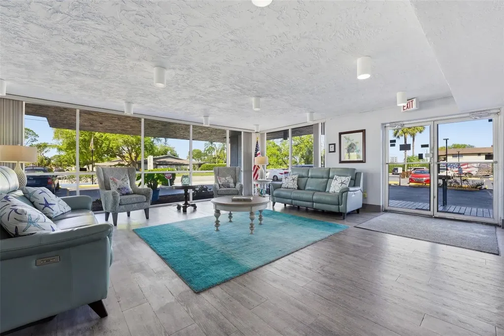 2901 26th Street W Bradenton FL 34205