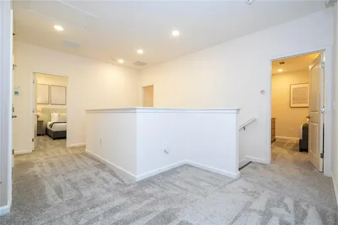 5860 High Seas Drive Orlando FL 32821
