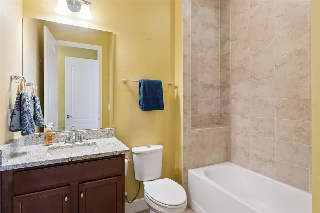 5043 Vantage Court St Cloud FL 34772