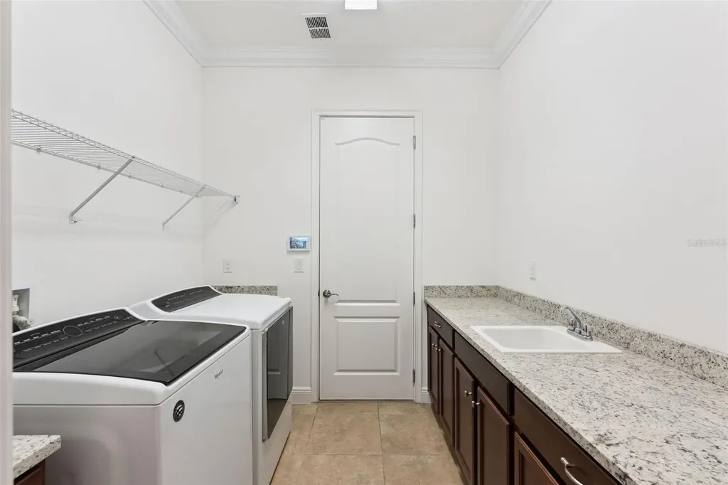 5043 Vantage Court St Cloud FL 34772