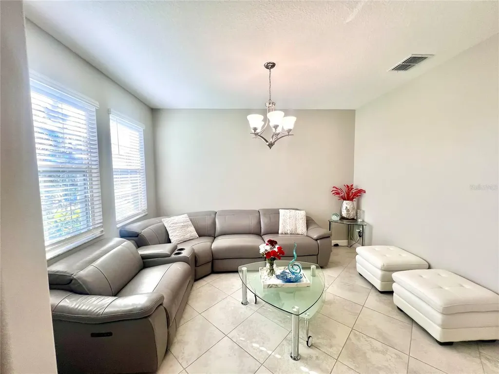 4617 Pensford Court Wesley Chapel FL 33543