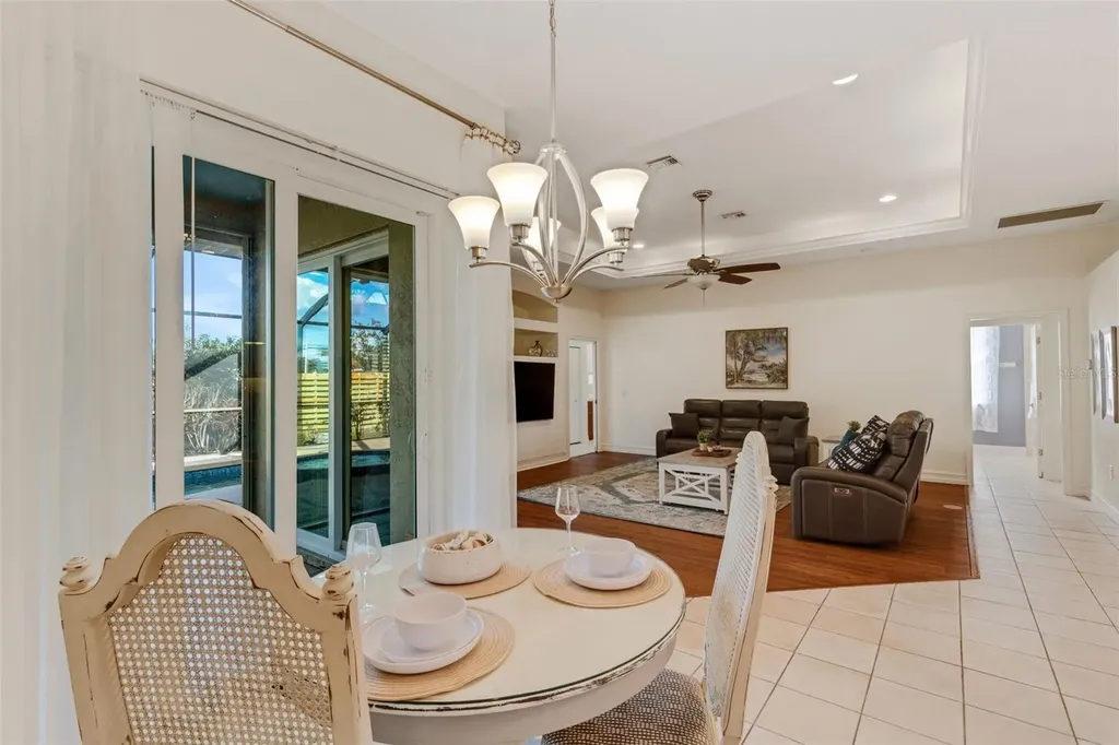 4801 Edgemont Court Sarasota FL 34233