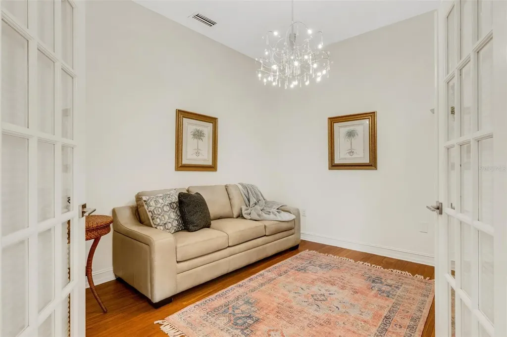4801 Edgemont Court Sarasota FL 34233