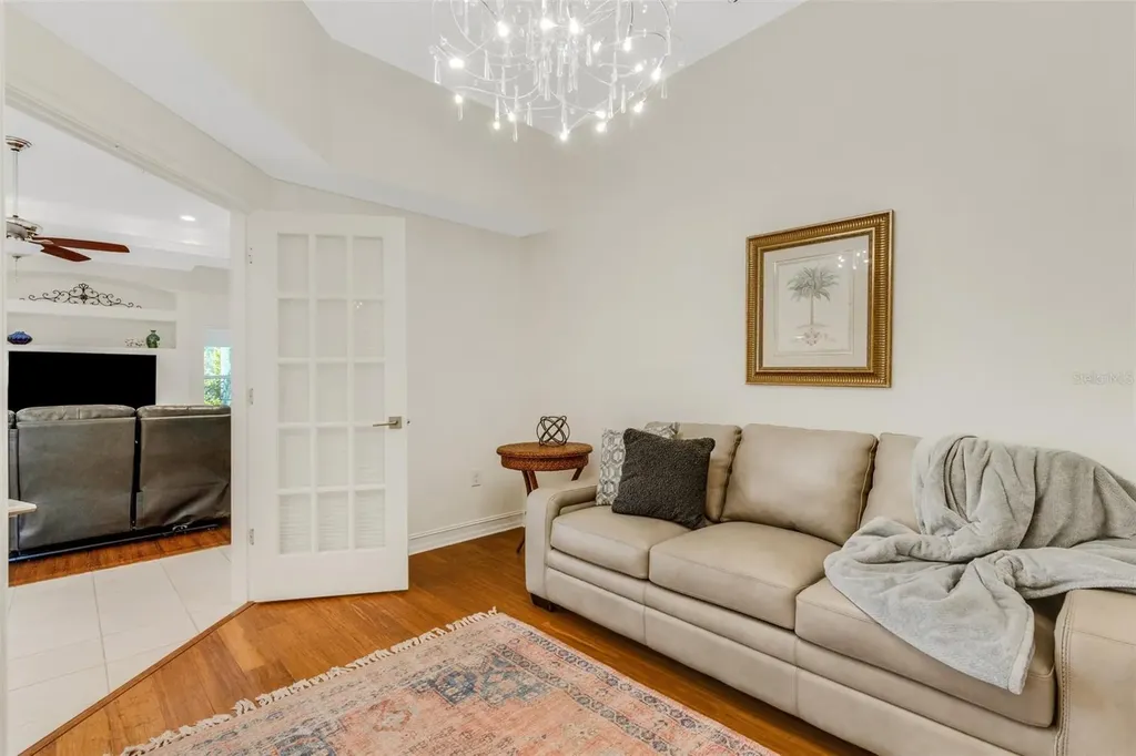 4801 Edgemont Court Sarasota FL 34233