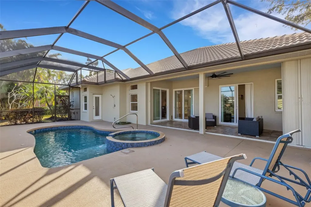 4801 Edgemont Court Sarasota FL 34233