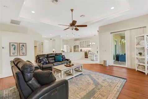 4801 Edgemont Court Sarasota FL 34233