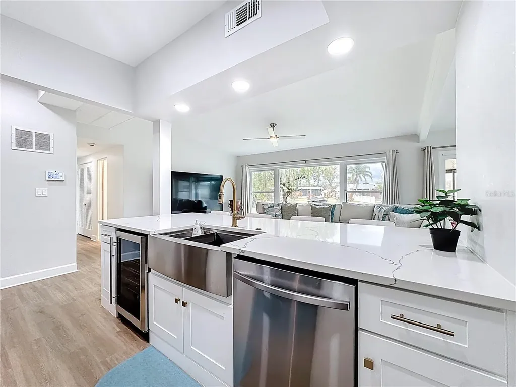 2705 Gulfstream Road Orlando FL 32805