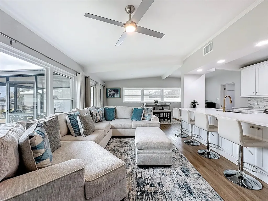 2705 Gulfstream Road Orlando FL 32805