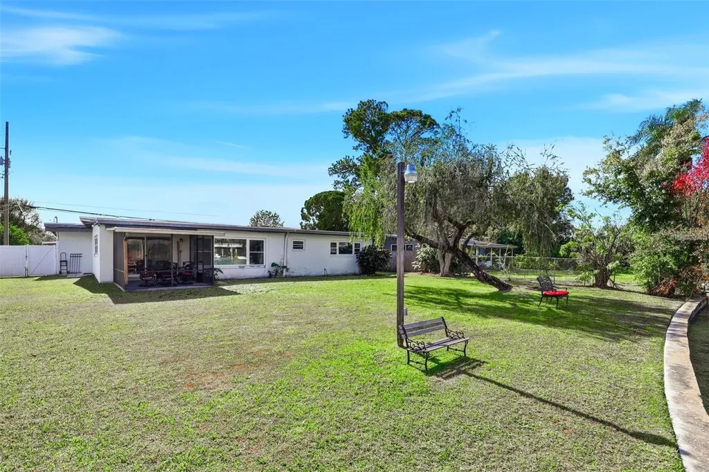 2705 Gulfstream Road Orlando FL 32805