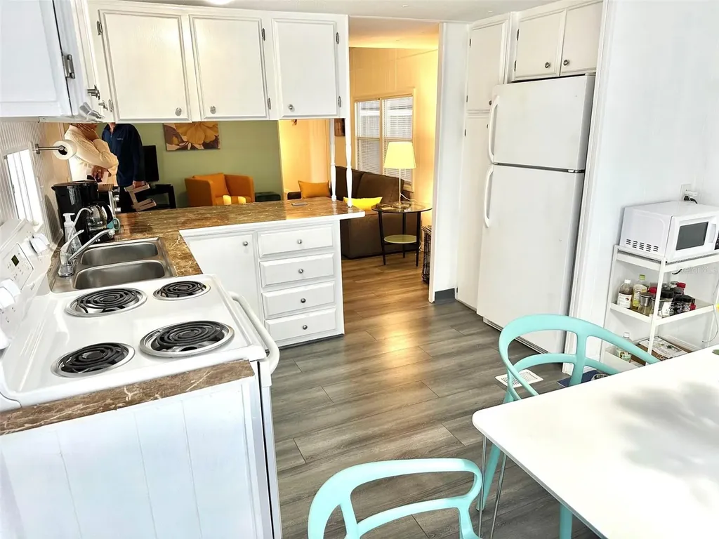 9790 66th Street N Pinellas Park FL 33782