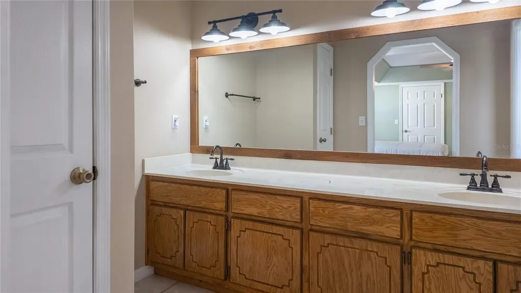 727 NE 130th Terrace Silver Springs FL 34488