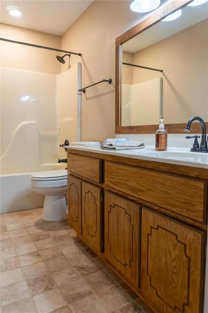 727 NE 130th Terrace Silver Springs FL 34488