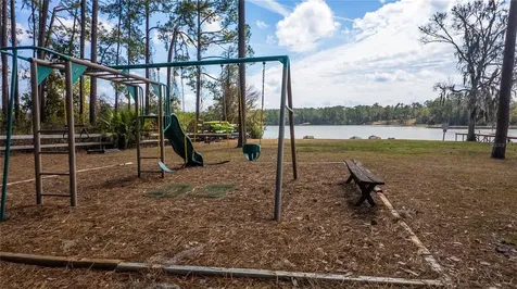 727 NE 130th Terrace Silver Springs FL 34488