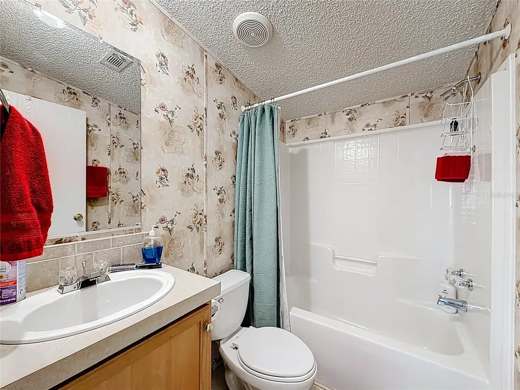 18845 SE 18th Place Silver Springs FL 34488