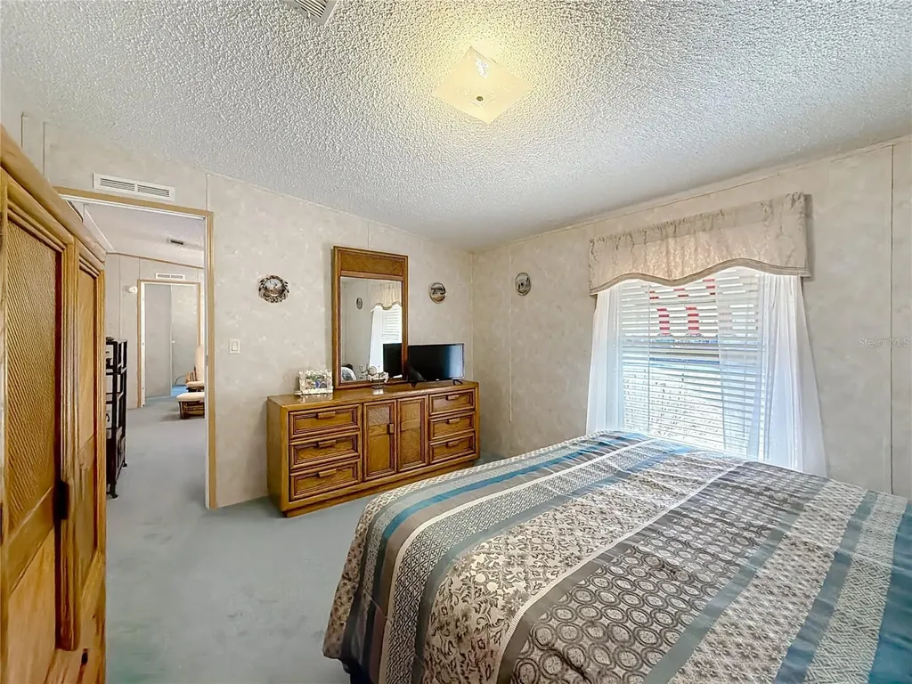 18845 SE 18th Place Silver Springs FL 34488