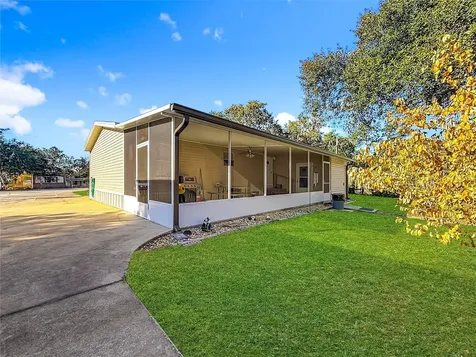 18845 SE 18th Place Silver Springs FL 34488