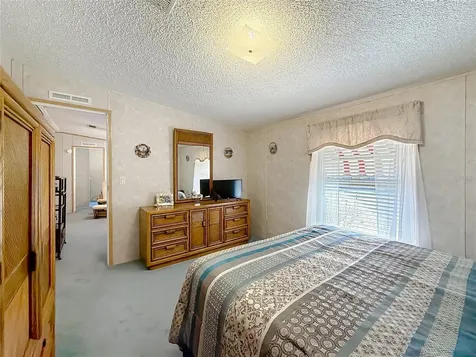 18845 SE 18th Place Silver Springs FL 34488