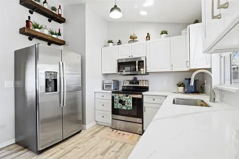 2116 30th Avenue E Bradenton FL 34208