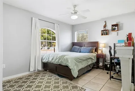 2116 30th Avenue E Bradenton FL 34208