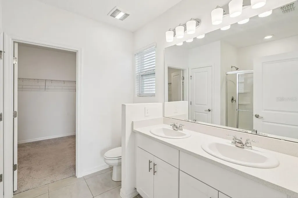 33813 Sky Blossom Circle Leesburg FL 34788
