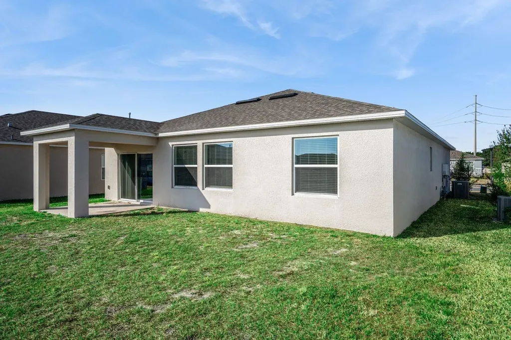 33813 Sky Blossom Circle Leesburg FL 34788