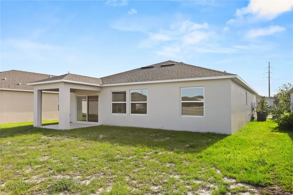 33813 Sky Blossom Circle Leesburg FL 34788