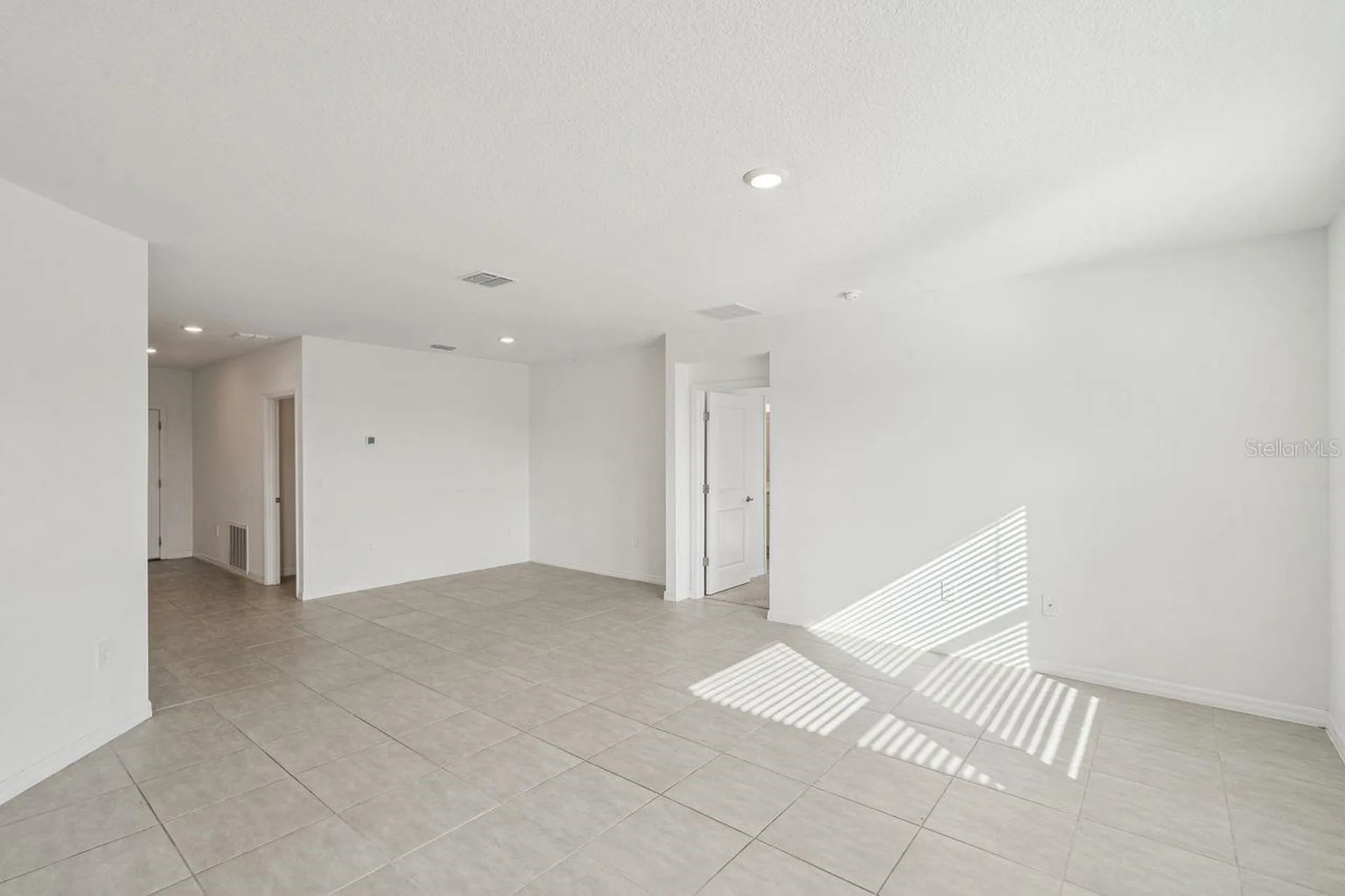 33813 Sky Blossom Circle Leesburg FL 34788