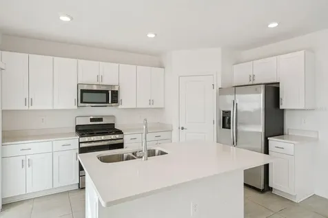 33813 Sky Blossom Circle Leesburg FL 34788