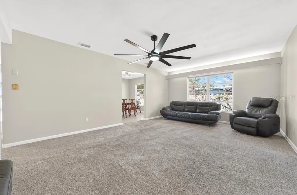 419 Krueger Street Orlando FL 32839