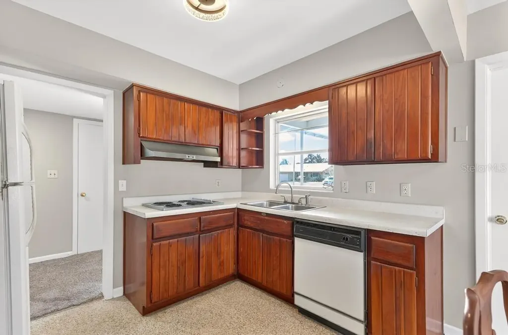 419 Krueger Street Orlando FL 32839